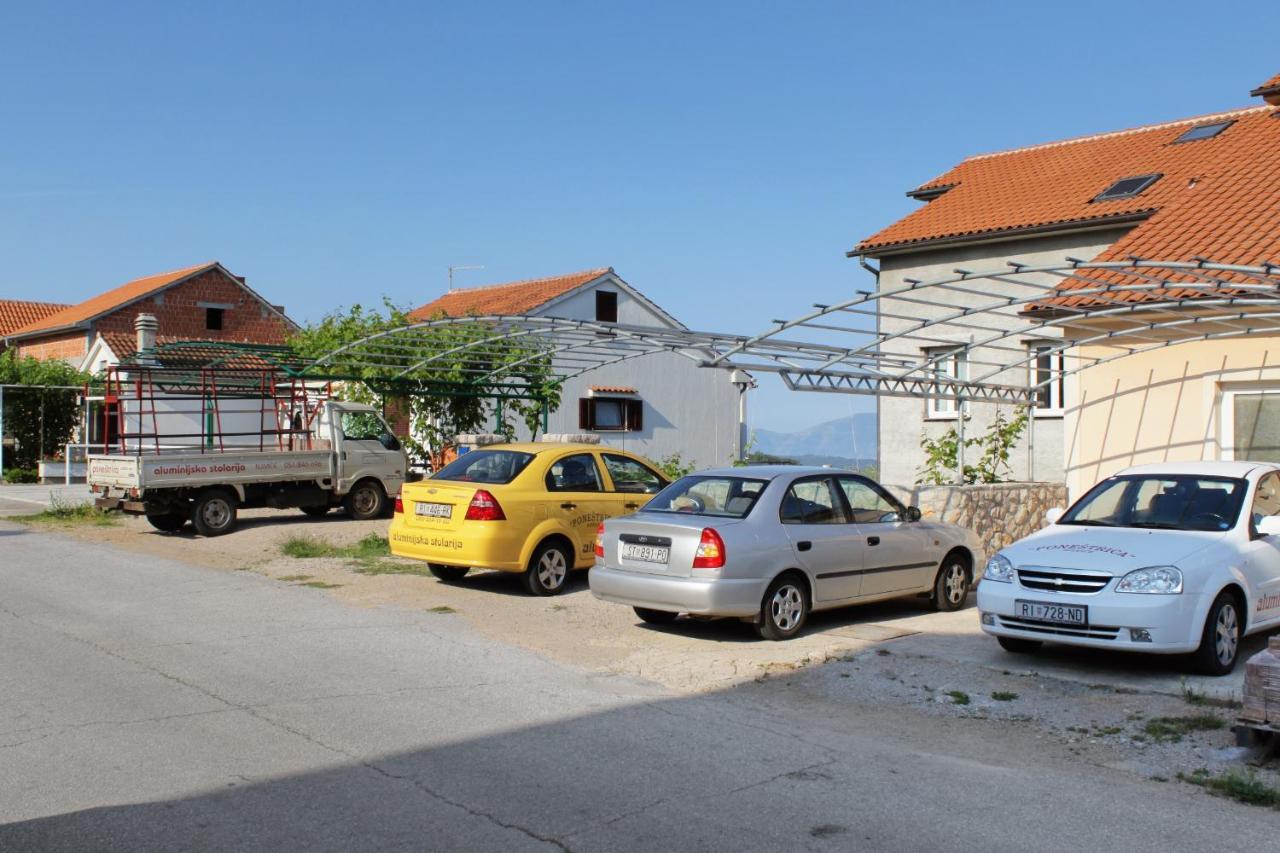 Apartments And Rooms With Parking Space Njivice, Krk - 5458 Экстерьер фото